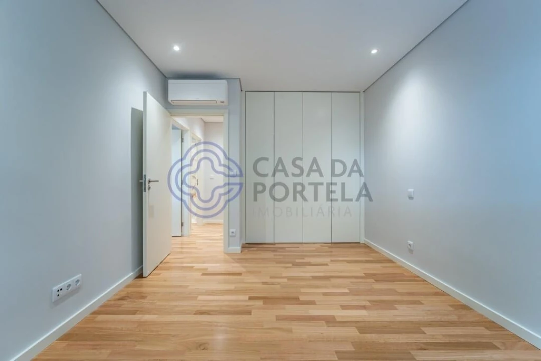 Apartamento T3 para Venda em Aldoar, Foz do Douro e Nevogilde Foto 6