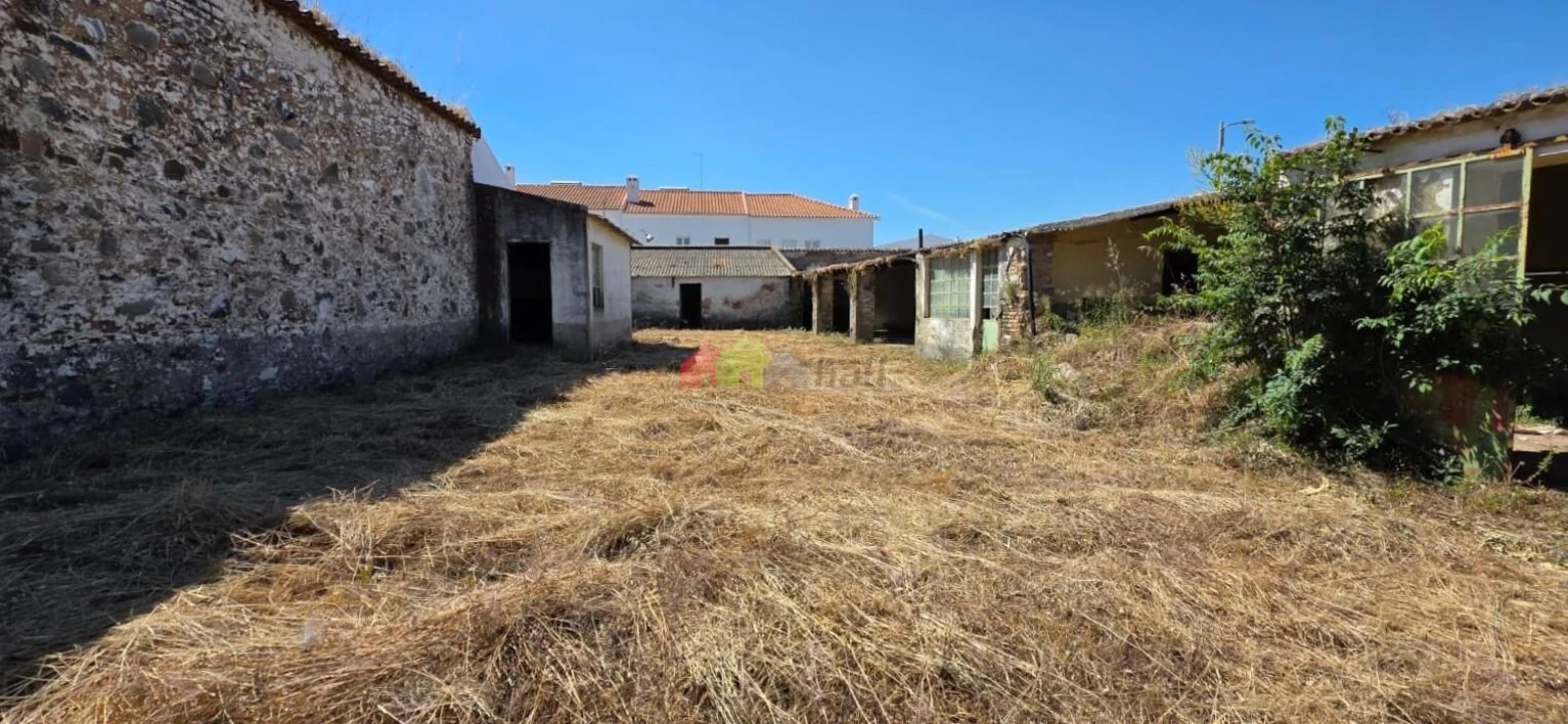 Armazém para Venda em Beja (Santiago Maior e São João Baptista) Foto 2