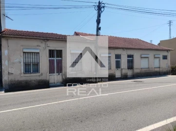 Moradia T1 para Venda em Alfena