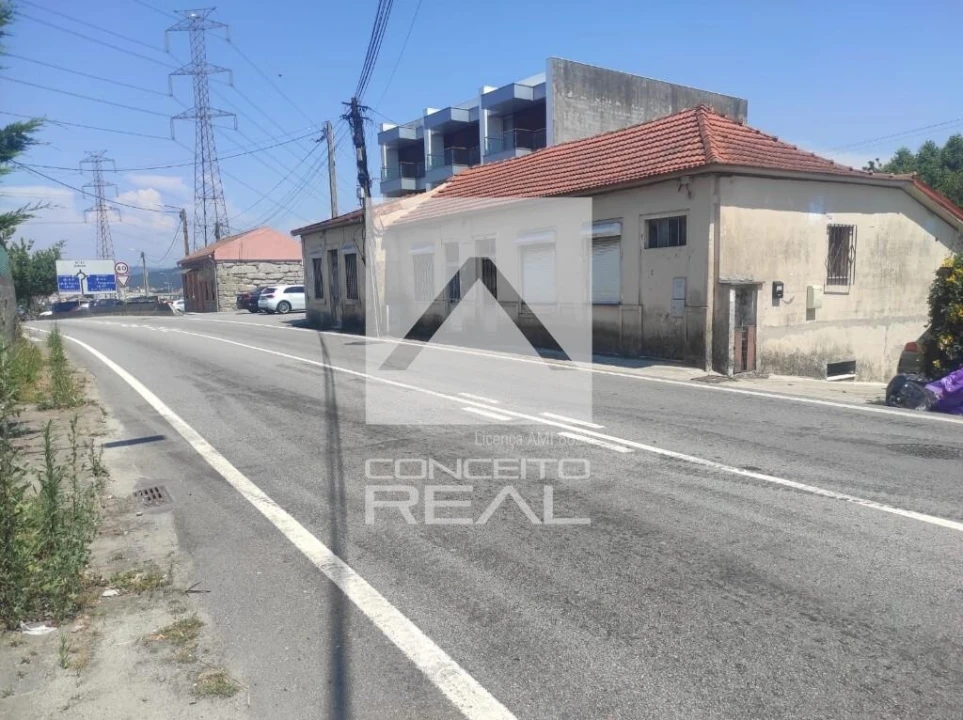 Moradia T1 para Venda em Alfena Foto 1