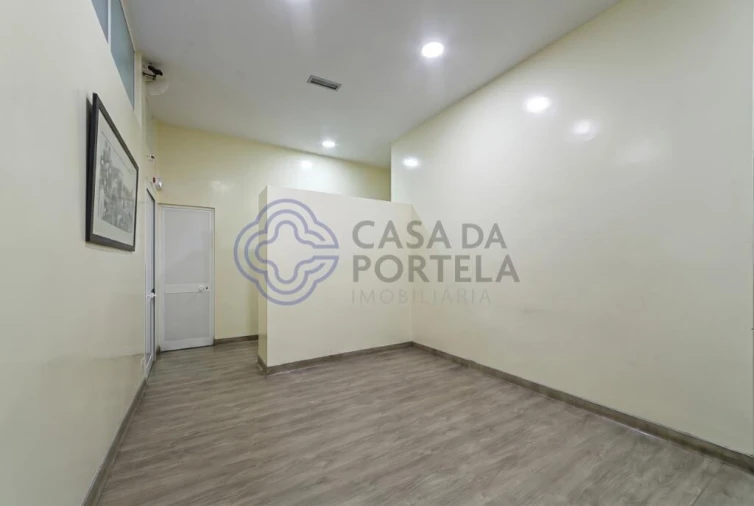Escritório para Venda em Cedofeita, Santo Ildefonso, Sé, Miragaia, São Nicolau e Vitória Foto 3