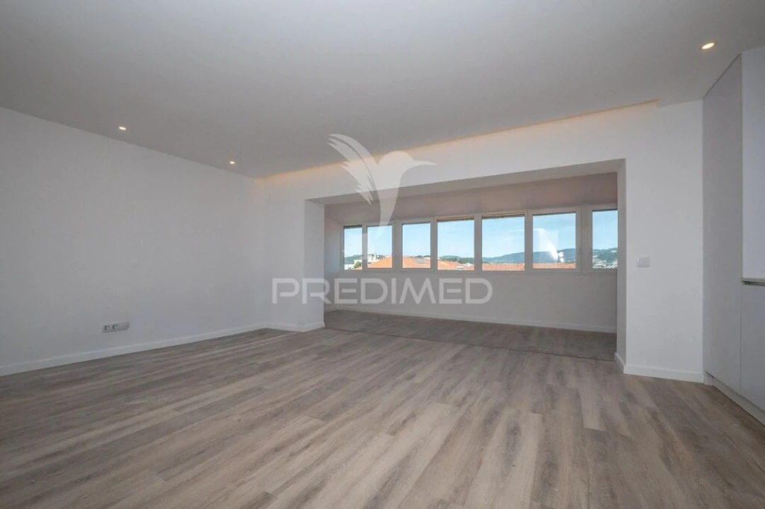 Apartamento T2 para Venda em São Vicente (Braga) Foto 4