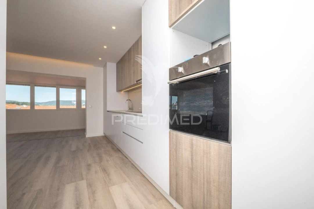 Apartamento T2 para Venda em São Vicente (Braga) Foto 16