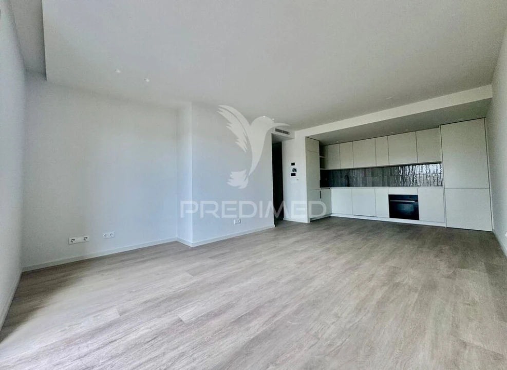 Apartamento T1 para Venda em Azurem Foto 2