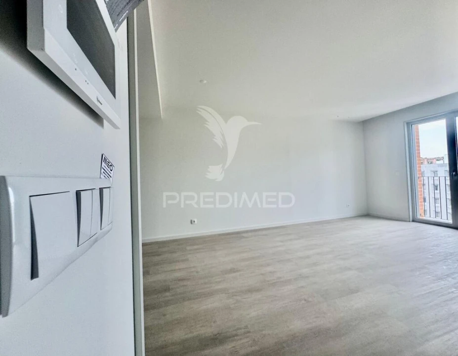 Apartamento T1 para Venda em Azurem Foto 10