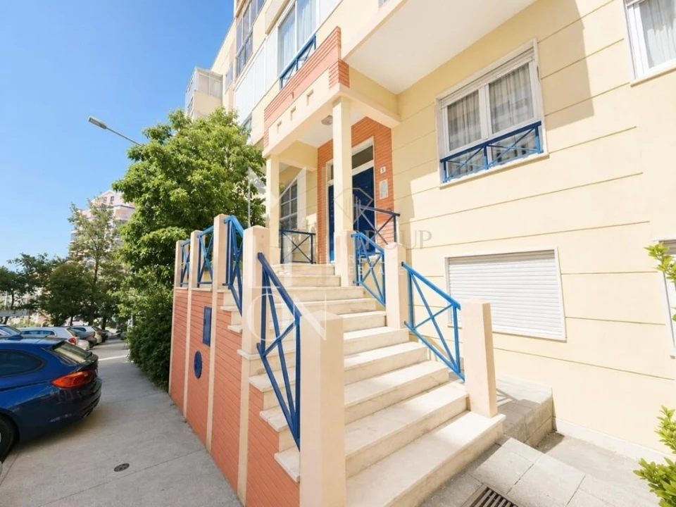 Apartamento T2 para Venda em Algueirão-Mem Martins Foto 28