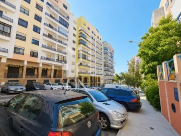 Apartamento T2 para Venda em Algueirão-Mem Martins
