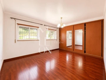 Apartamento T2 para Venda em Algueirão-Mem Martins