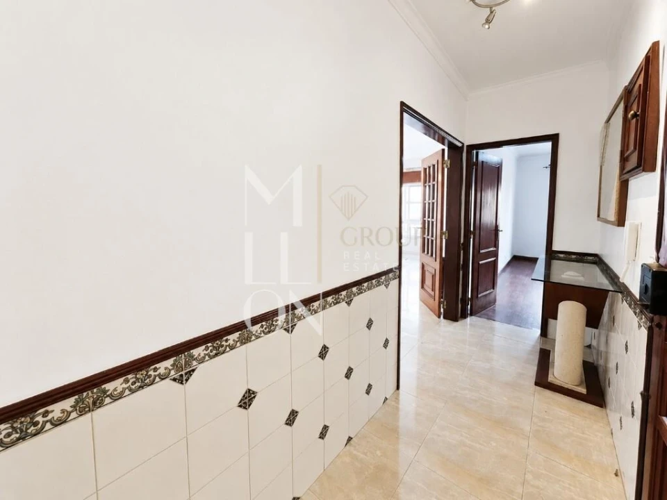 Apartamento T2 para Venda em Algueirão-Mem Martins Foto 19