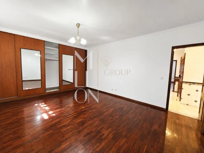Apartamento T2 para Venda em Algueirão-Mem Martins Foto 9