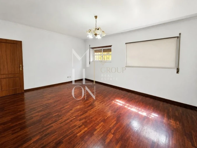 Apartamento T2 para Venda em Algueirão-Mem Martins Foto 12