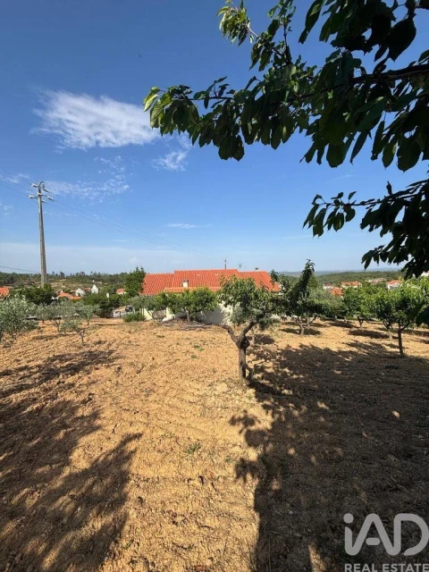Moradia T4 para Venda em Sobreira Formosa e Alvito da Beira