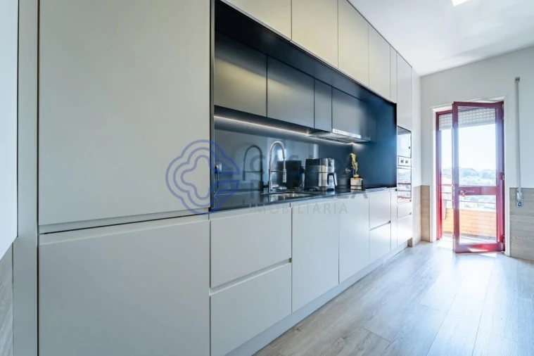 Apartamento T3 para Venda em Ermesinde Foto 8