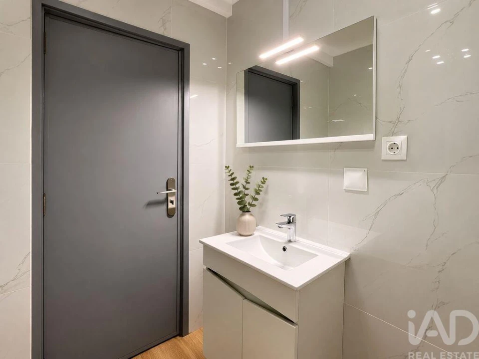 Apartamento T1 para Arrendamento em Cedofeita, Santo Ildefonso, Sé, Miragaia, São Nicolau e Vitória Foto 7
