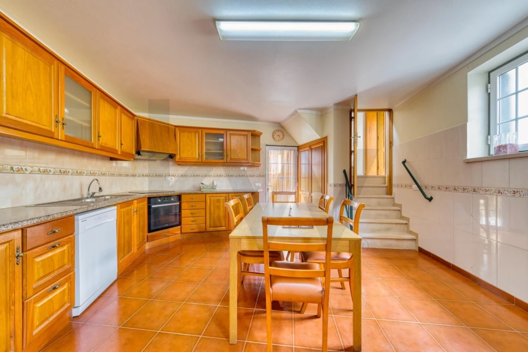 Moradia T4 para Venda em Romeira e Várzea Foto 16