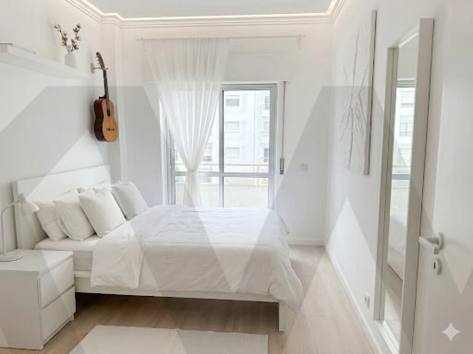 Apartamento T3 para Venda em Almada, Cova da Piedade, Pragal e Cacilhas Foto 6