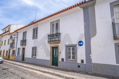 Prédio para Venda em Évora (São Mamede, Sé, São Pedro e Santo Antão)