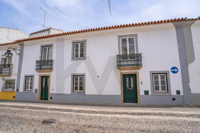 Prédio para Venda em Évora (São Mamede, Sé, São Pedro e Santo Antão)