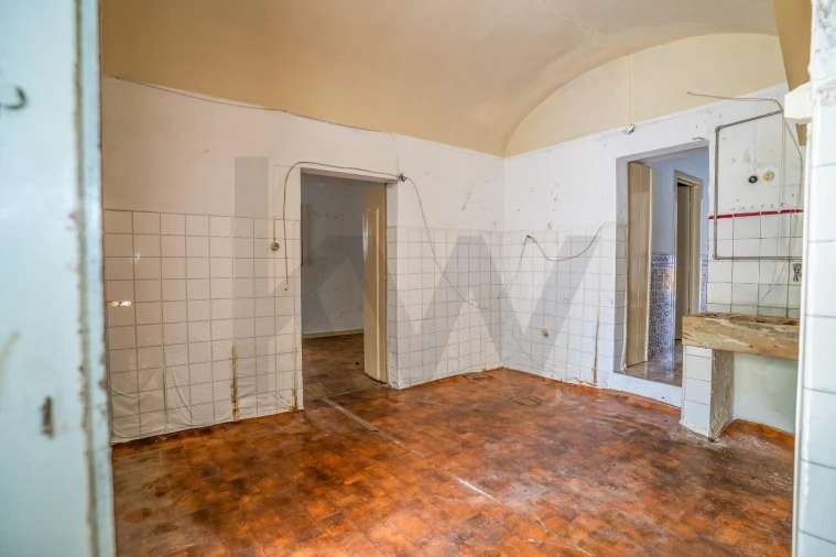 Prédio para Venda em Évora (São Mamede, Sé, São Pedro e Santo Antão) Foto 41