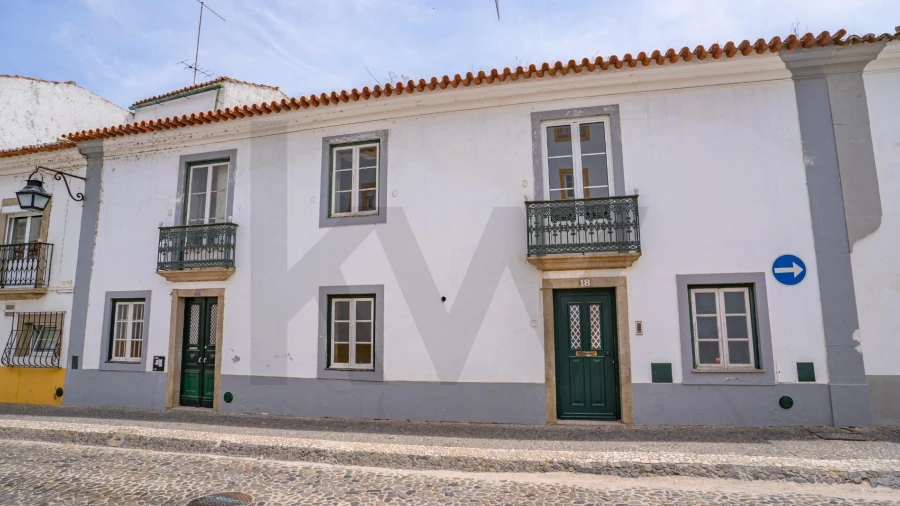 Prédio para Venda em Évora (São Mamede, Sé, São Pedro e Santo Antão)
