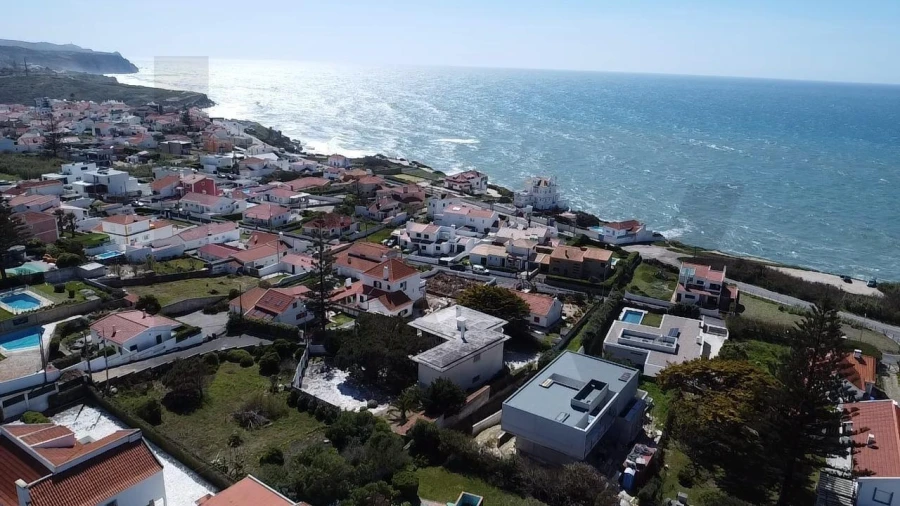Moradia T4 para Venda em Colares Foto 16