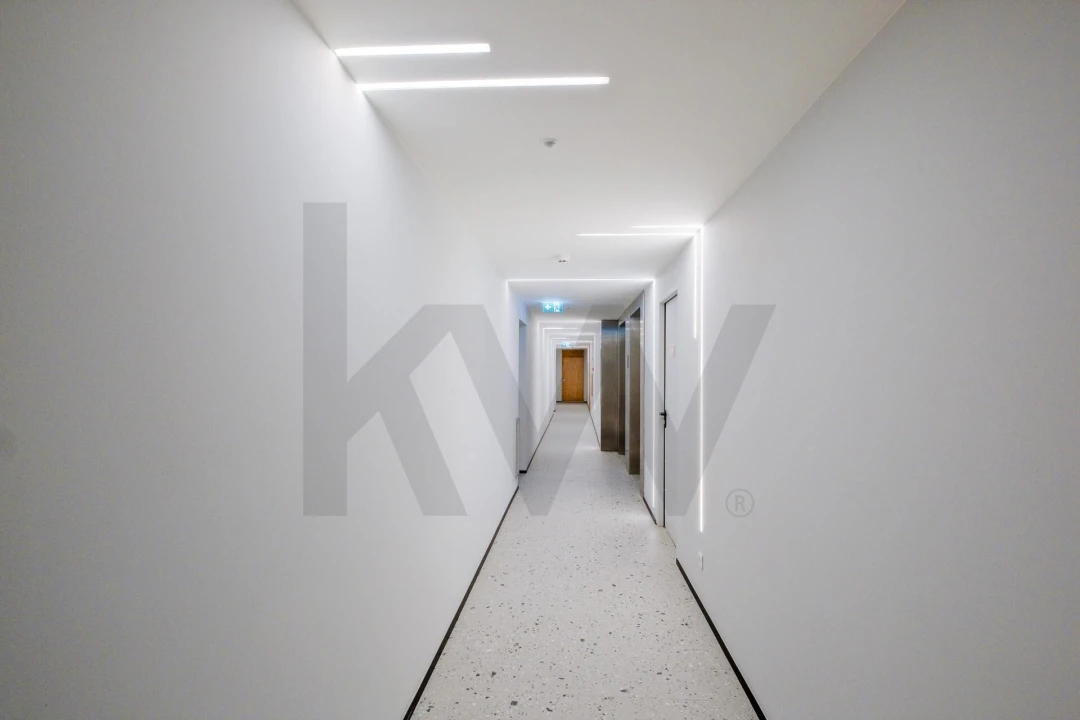 Apartamento T2 para Arrendamento em Algés, Linda-A-Velha e Cruz Quebrada-Dafundo Foto 37