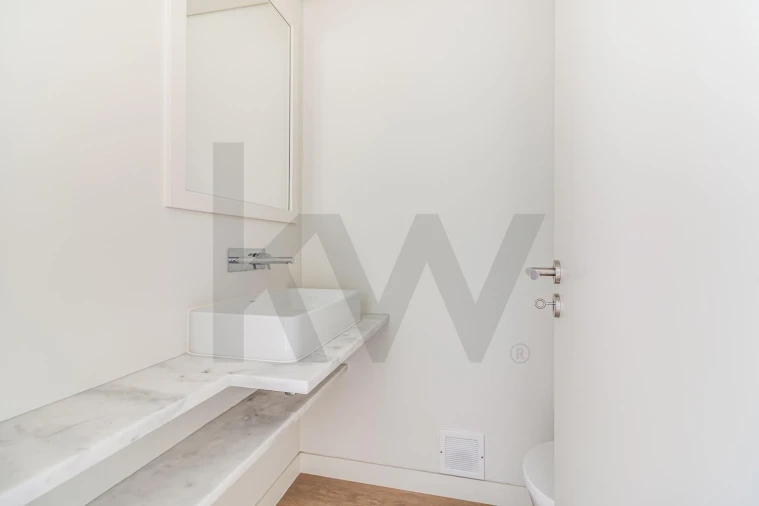 Apartamento T1 para Venda em Olivais Foto 5