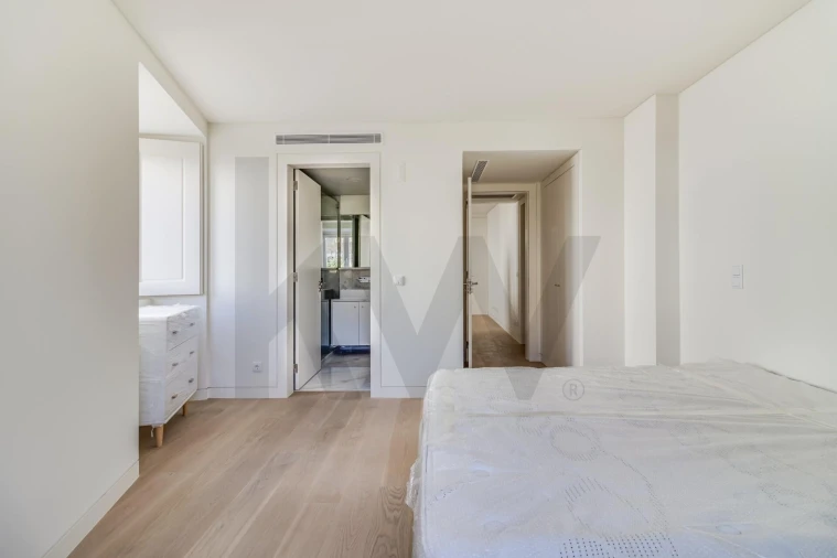 Apartamento T1 para Venda em Olivais Foto 6
