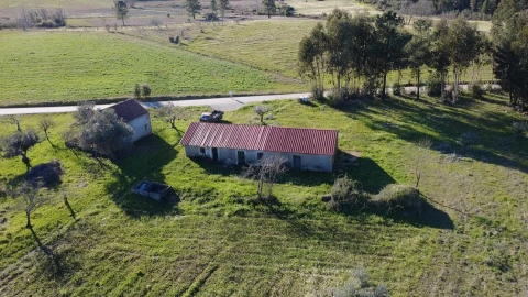 Moradia T3 para Venda em Enxames