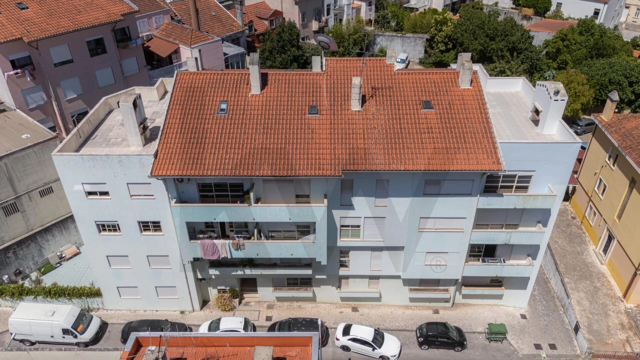 Apartamento T3 para Venda em Santo Antonio dos Olivais Foto 19