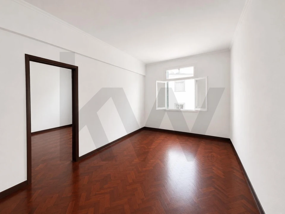 Apartamento T2 para Venda em Funchal (Se) Foto 5