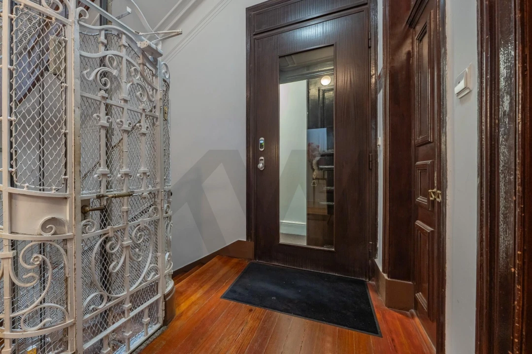 Apartamento T8 para Arrendamento em Santo António Foto 31