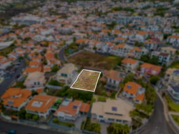 Terreno para Venda em Funchal (Santa Maria Maior)