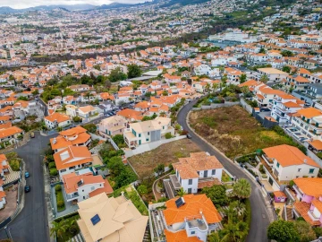 Terreno para Venda em Funchal (Santa Maria Maior)