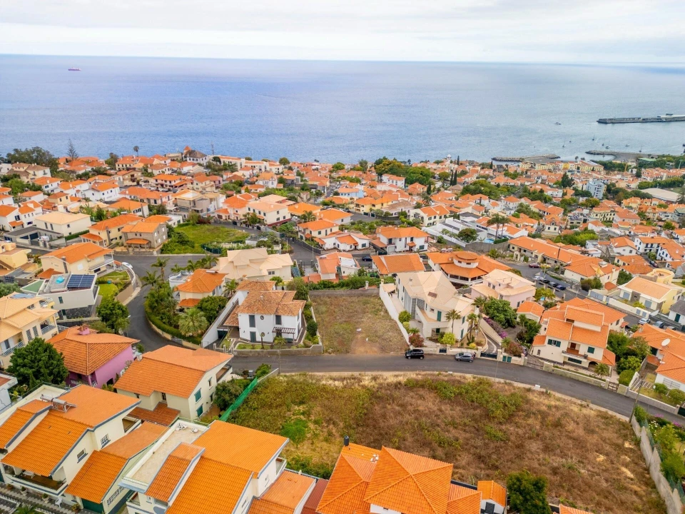 Terreno para Venda em Funchal (Santa Maria Maior) Foto 18