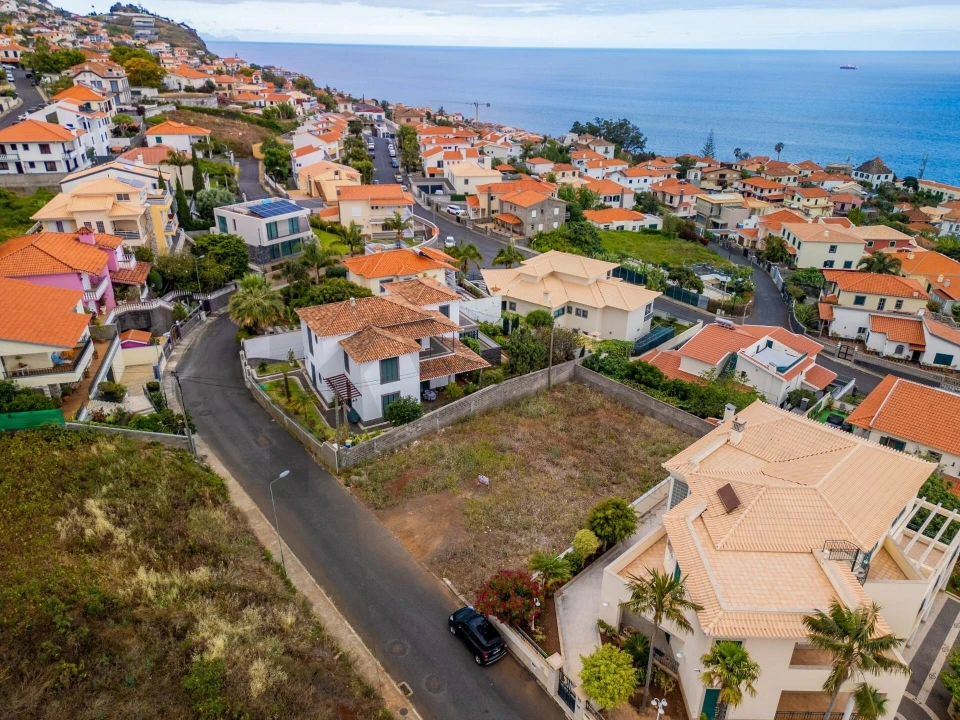 Terreno para Venda em Funchal (Santa Maria Maior) Foto 3