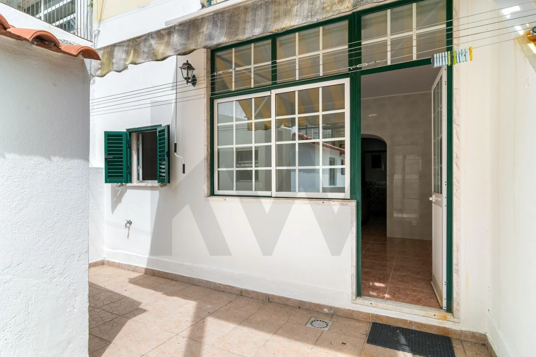 Apartamento T2 para Venda em Areeiro Foto 20