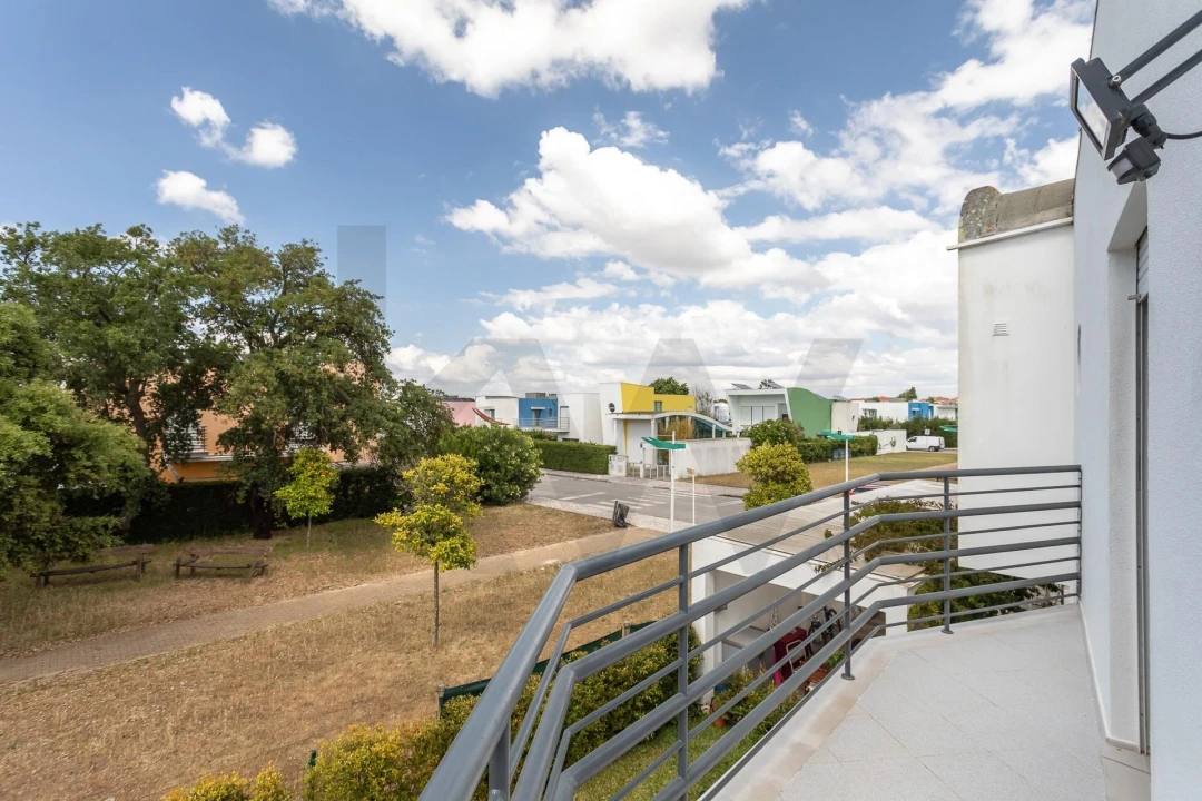 Moradia T5 para Venda em Quinta do Anjo Foto 33