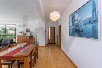 Moradia T5 para Venda em Quinta do Anjo