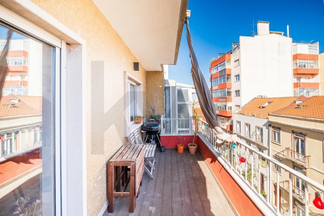 Apartamento T3 para Venda em Arroios Foto 12