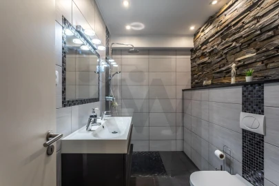 Apartamento T3 para Venda em Rio de Mouro