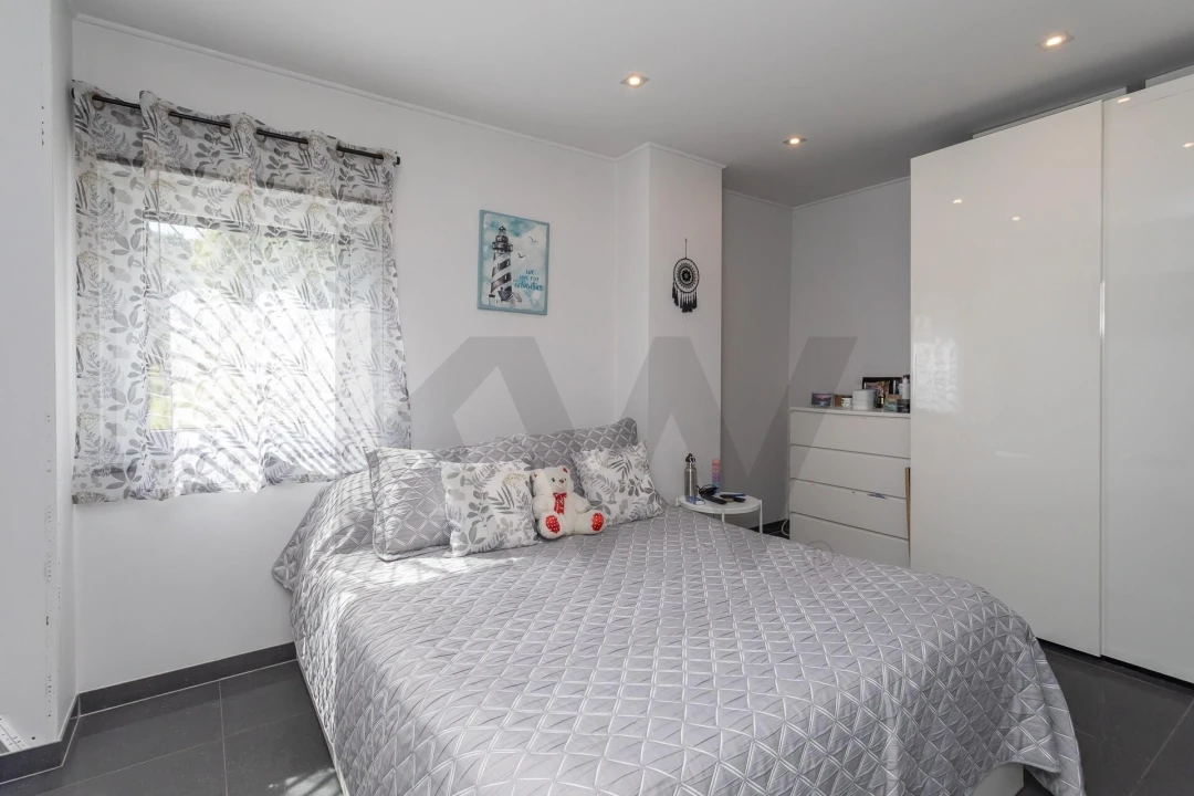 Apartamento T3 para Venda em Rio de Mouro Foto 27