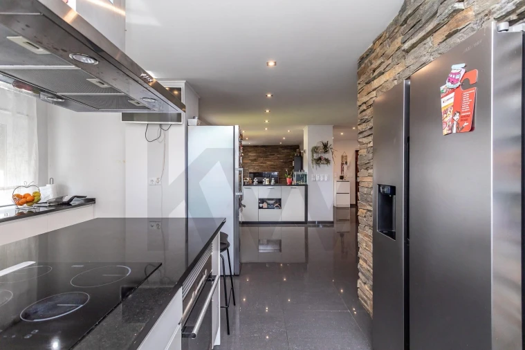 Apartamento T3 para Venda em Rio de Mouro Foto 10