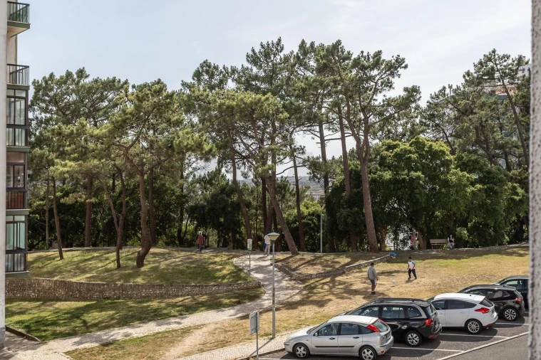 Apartamento T3 para Venda em Rio de Mouro Foto 40