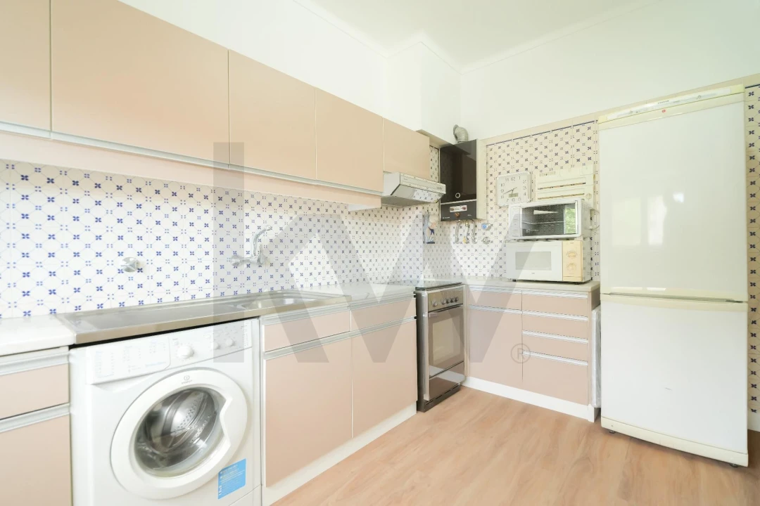 Apartamento T2 para Venda em Benfica Foto 20