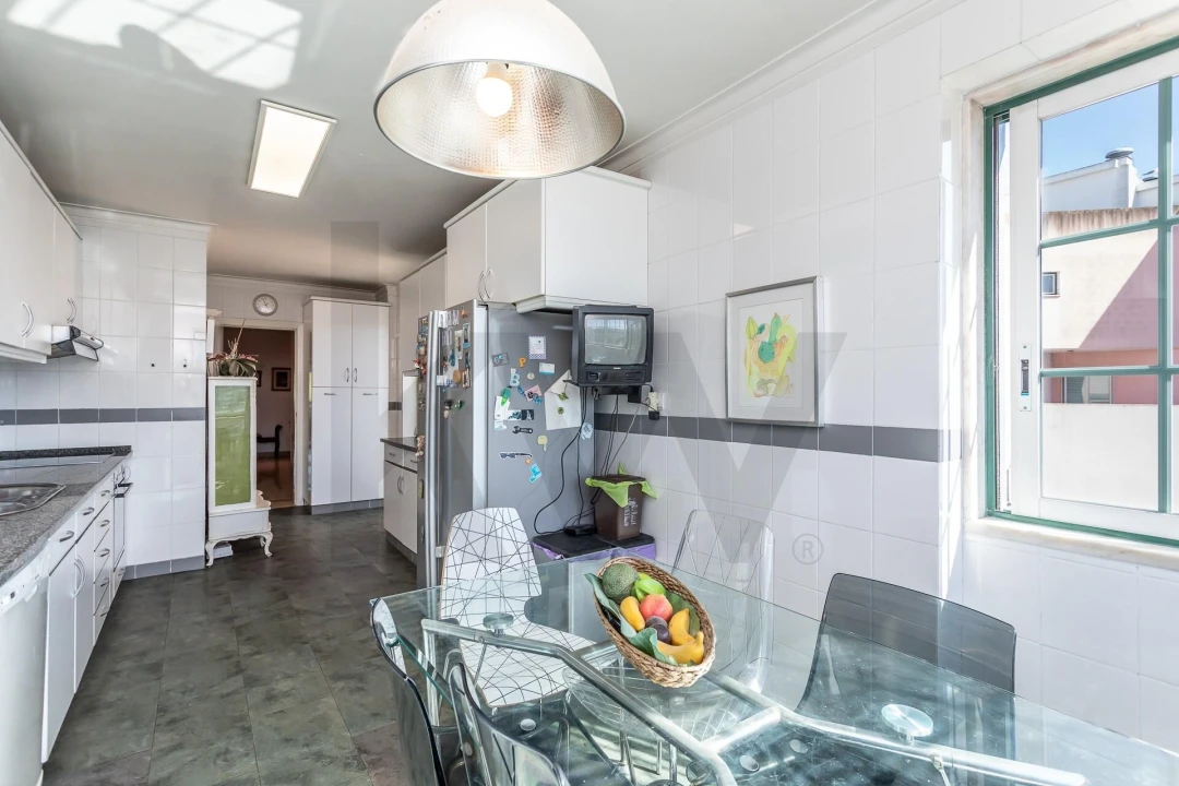 Apartamento T3 para Venda em Algés, Linda-A-Velha e Cruz Quebrada-Dafundo Foto 9
