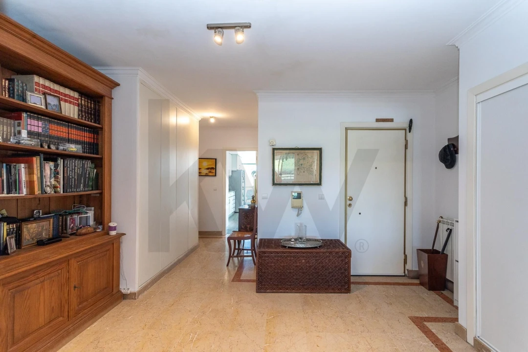 Apartamento T3 para Venda em Algés, Linda-A-Velha e Cruz Quebrada-Dafundo Foto 3