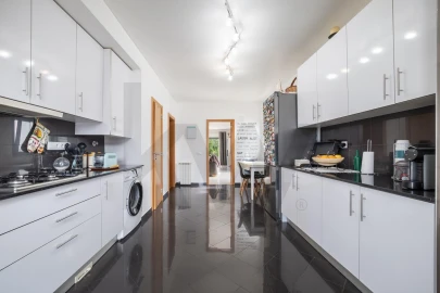 Moradia T5 para Venda em Cernache