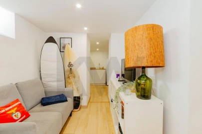 Moradia T8 para Venda em Carcavelos e Parede