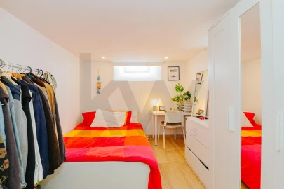 Moradia T8 para Venda em Carcavelos e Parede